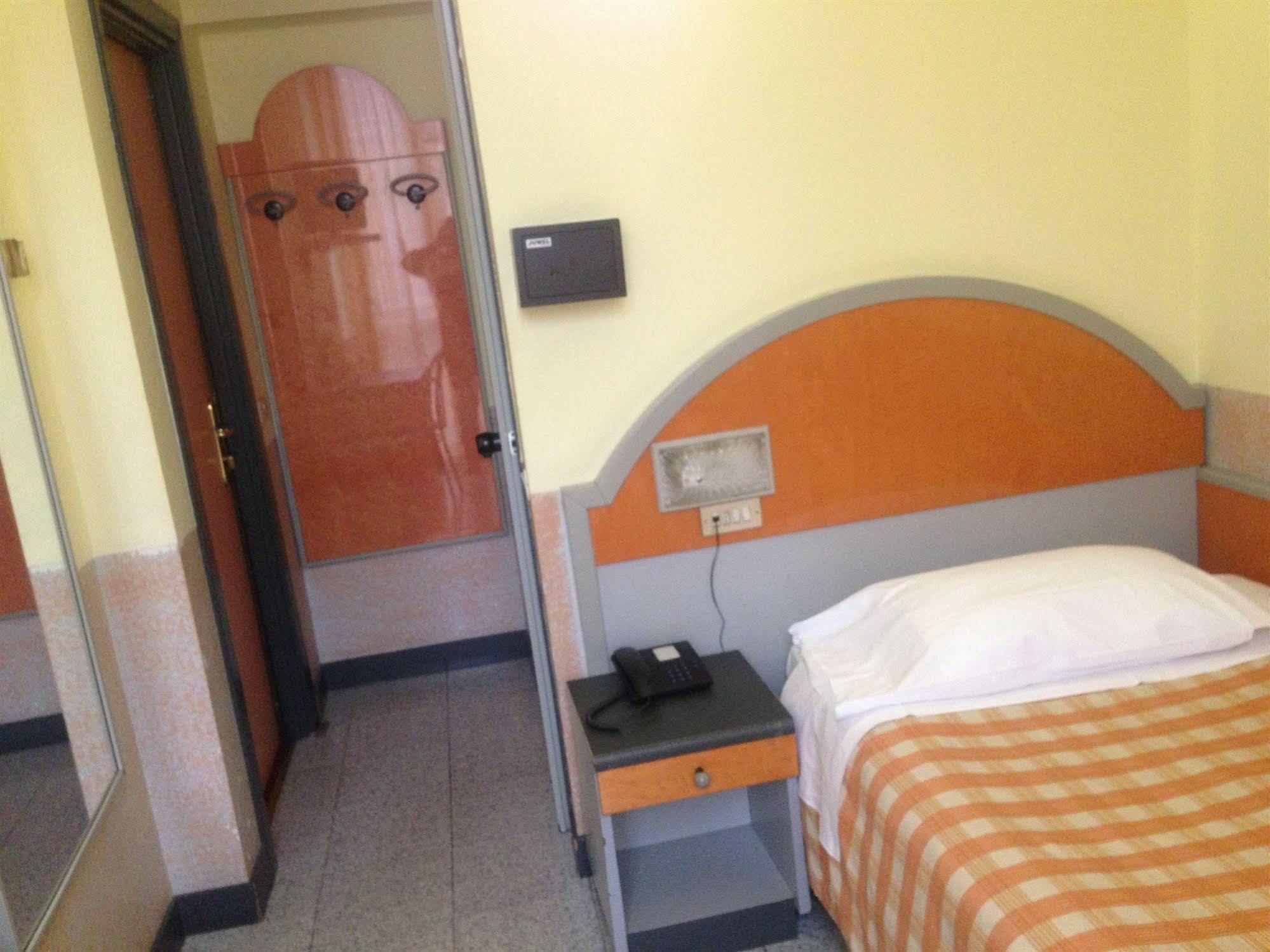 Hotel Mazzini Letojanni Exterior photo